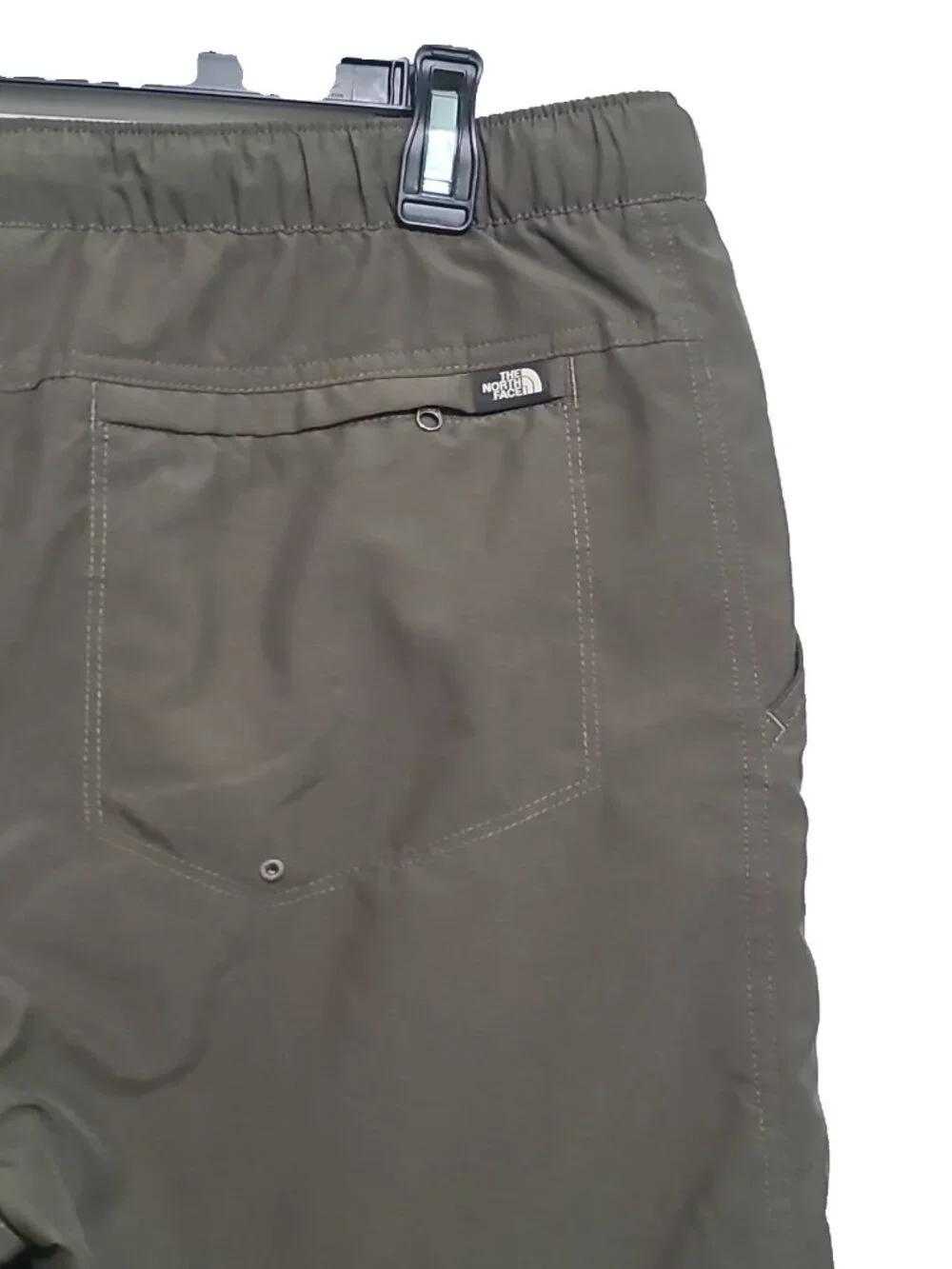 The North Face Class V Cargo Shorts Size Medoum Green